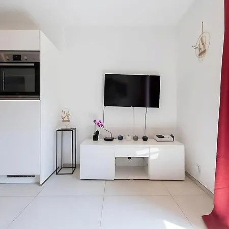 Apartment 2 In The Heart Of