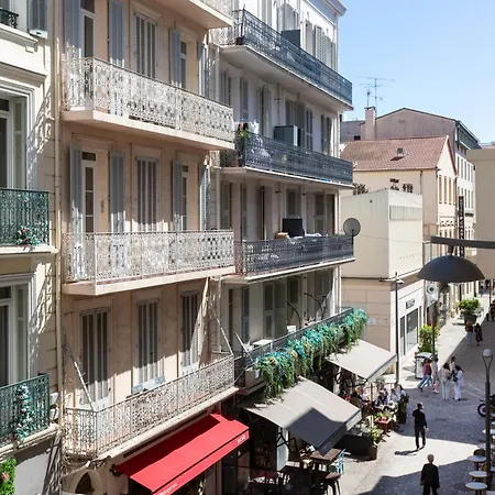 2 In The Heart Of Apartment